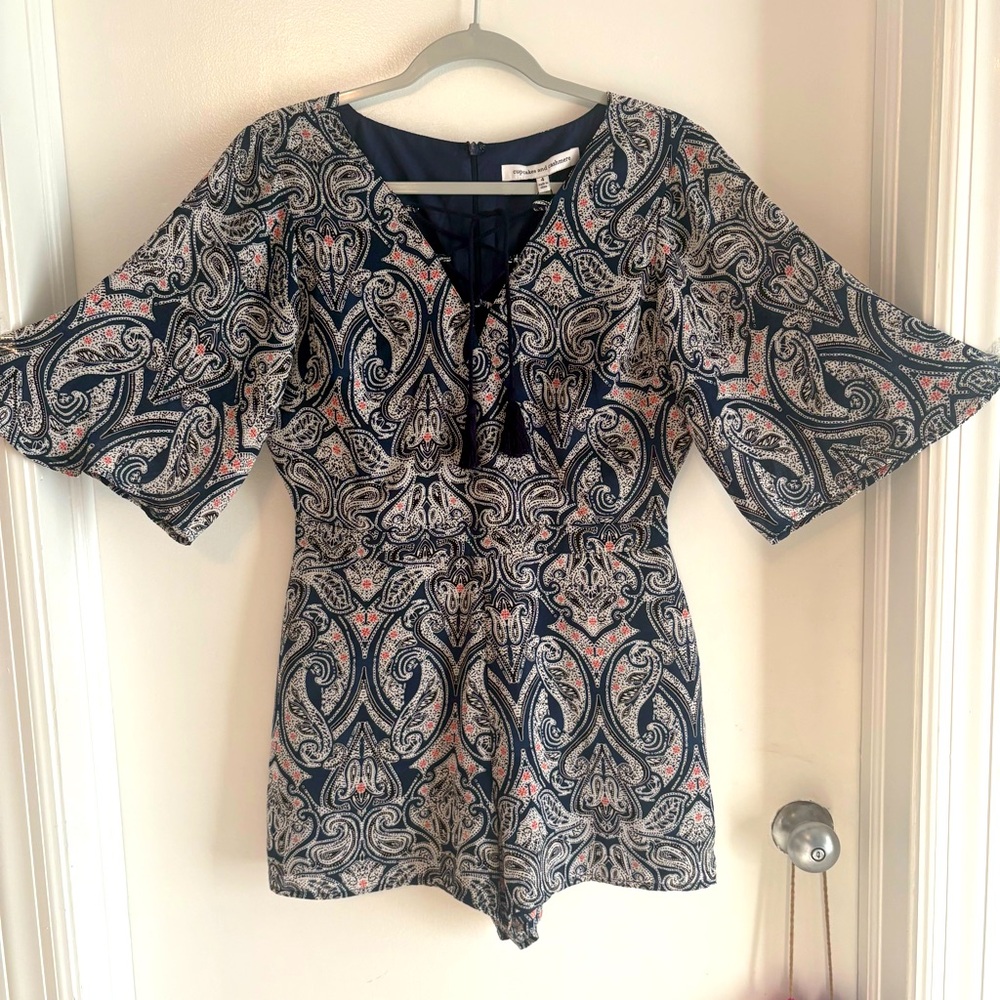 CUPCAKES and CASHMERE Doretta Blue Paisley Print Shorts Romper! NEW! Lined